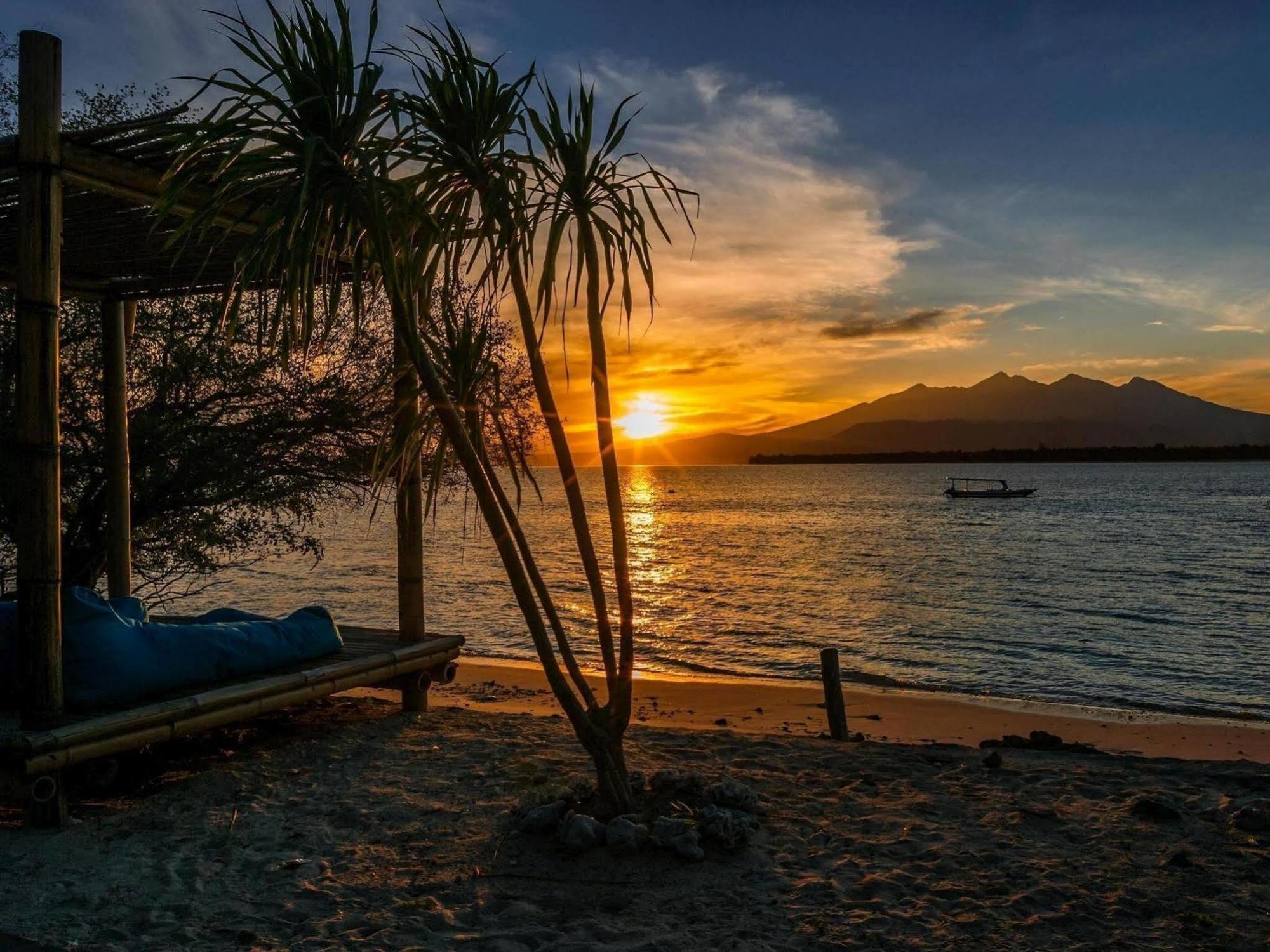 Hotel Karma Reef à Gili Trawangan Extérieur photo