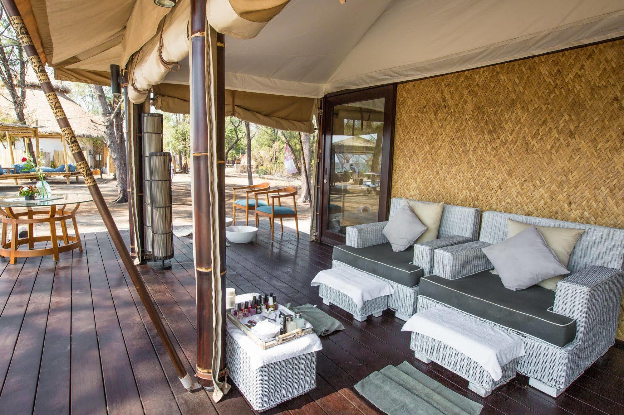 Hotel Karma Reef à Gili Trawangan Extérieur photo